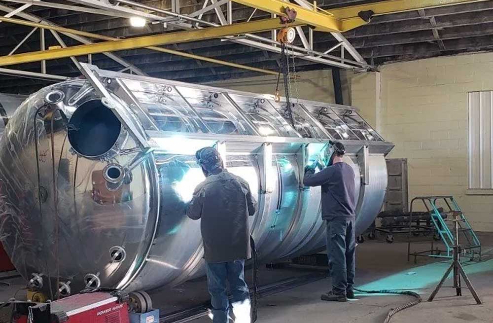 Pressure Vacuum Truck-Mounted Tanks